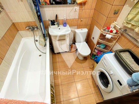 2-к квартира, 5/5 эт., 54м²