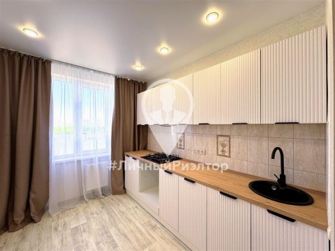 1-к квартира, 1/26 эт., 37м²