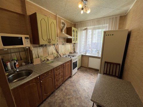 3-к квартира, 5/9 эт., 63м²