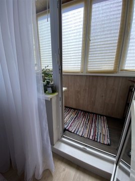 2-к квартира, 7/8 эт., 57м²