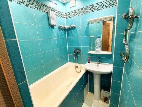 2-к квартира, 3/9 эт., 43м²
