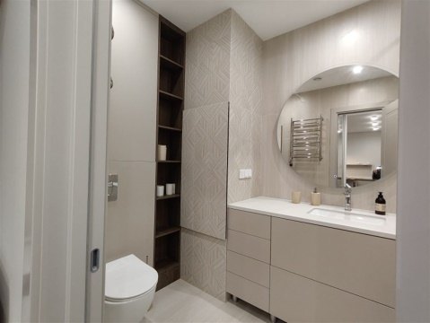 2-к квартира, 17/25 эт., 49м²