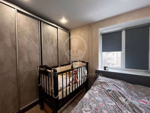 2-к квартира, 3/5 эт., 42м²