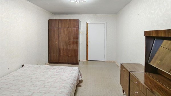 3-к квартира, 6/9 эт., 66м²