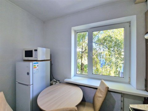 3-к квартира, 4/5 эт., 58м²