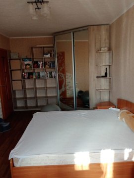 3-к квартира, 5/5 эт., 61м²