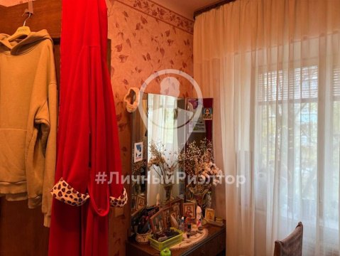 2-к квартира, 2/4 эт., 40м²