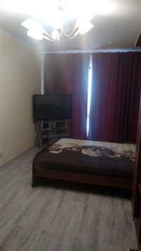 2-к квартира, 10/30 эт., 52м²