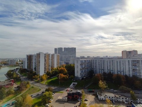 2-к квартира, 17/25 эт., 49м²