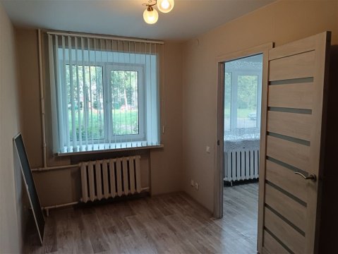 2-к квартира, 1/5 эт., 44м²