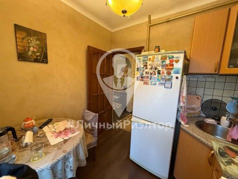 2-к квартира, 2/4 эт., 40м²
