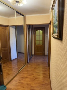 2-к квартира, 3/10 эт., 52м²