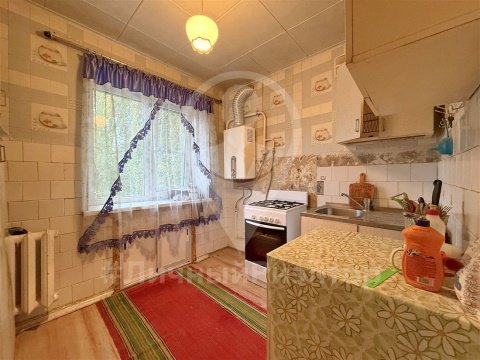 3-к квартира, 4/4 эт., 42м²