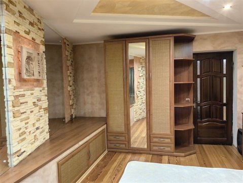 3-к квартира, 3/5 эт., 92м²