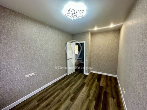 2-к квартира, 2/2 эт., 54м²