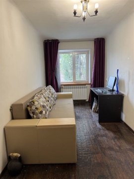 3-к квартира, 2/5 эт., 55м²