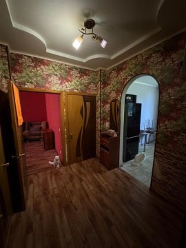 3-к квартира, 1/3 эт., 63м²