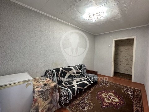 3-к квартира, 1/2 эт., 57м²