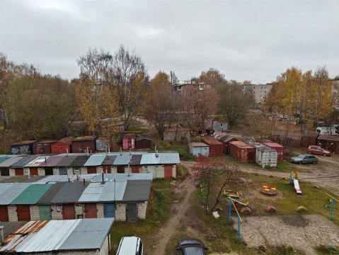 2-к квартира, 4/5 эт., 52м²