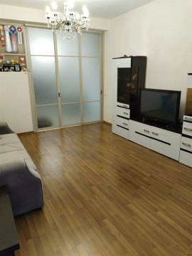 2-к квартира, 1/5 эт., 55м²