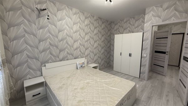 1-к квартира, 19/25 эт., 38м²