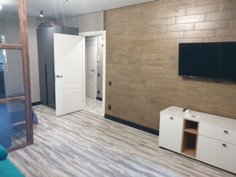 2-к квартира, 3/12 эт., 60м²