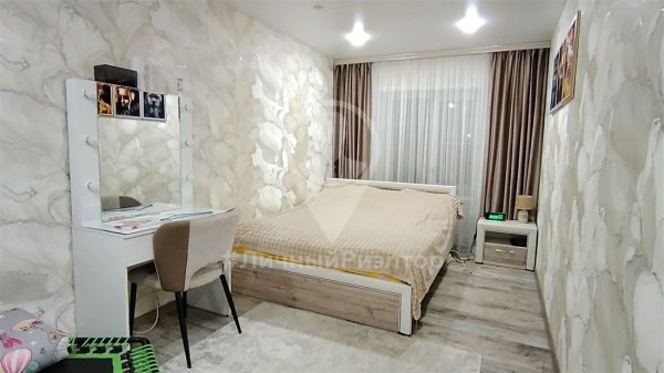 2-к квартира, 1/2 эт., 43м²