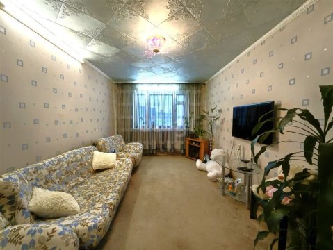 3-к квартира, 8/9 эт., 72м²