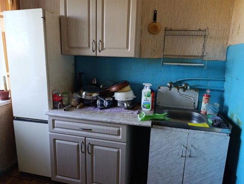 2-к квартира, 4/5 эт., 42м²
