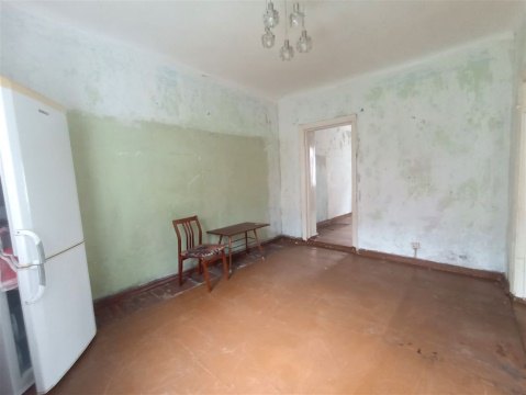 3-к квартира, 1/3 эт., 45м²