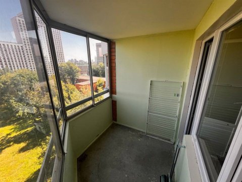 2-к квартира, 9/17 эт., 60м²