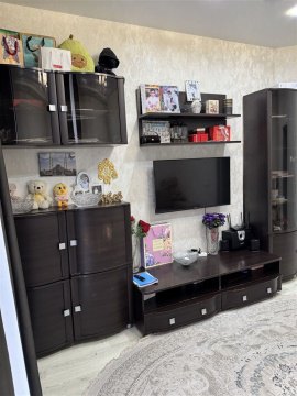 2-к квартира, 2/4 эт., 45м²